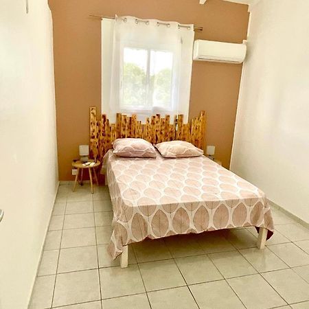 Appartamento Location Les Flamboyants Sainte-Anne  Esterno foto