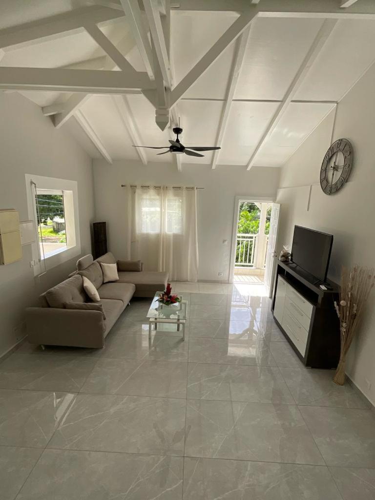 Appartamento Location Les Flamboyants Sainte-Anne  Esterno foto